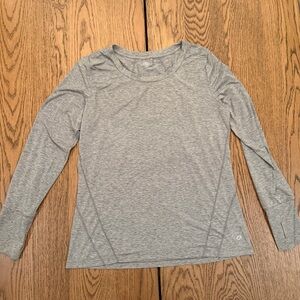 GAP GapFit Breathe Long-Sleeve Heather Gray Performance Tee - Women